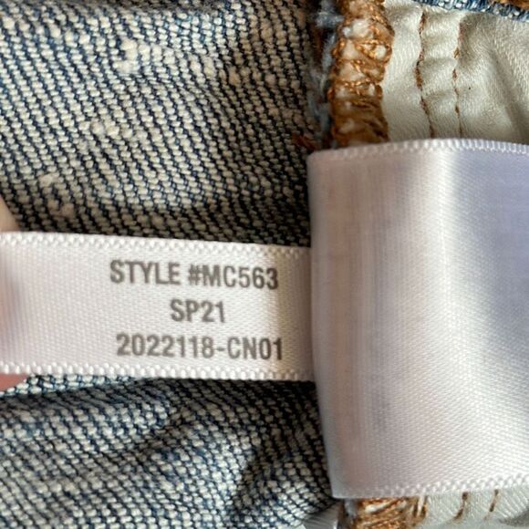 Madewell Classic Straight Jeans - Picture 8 of 9